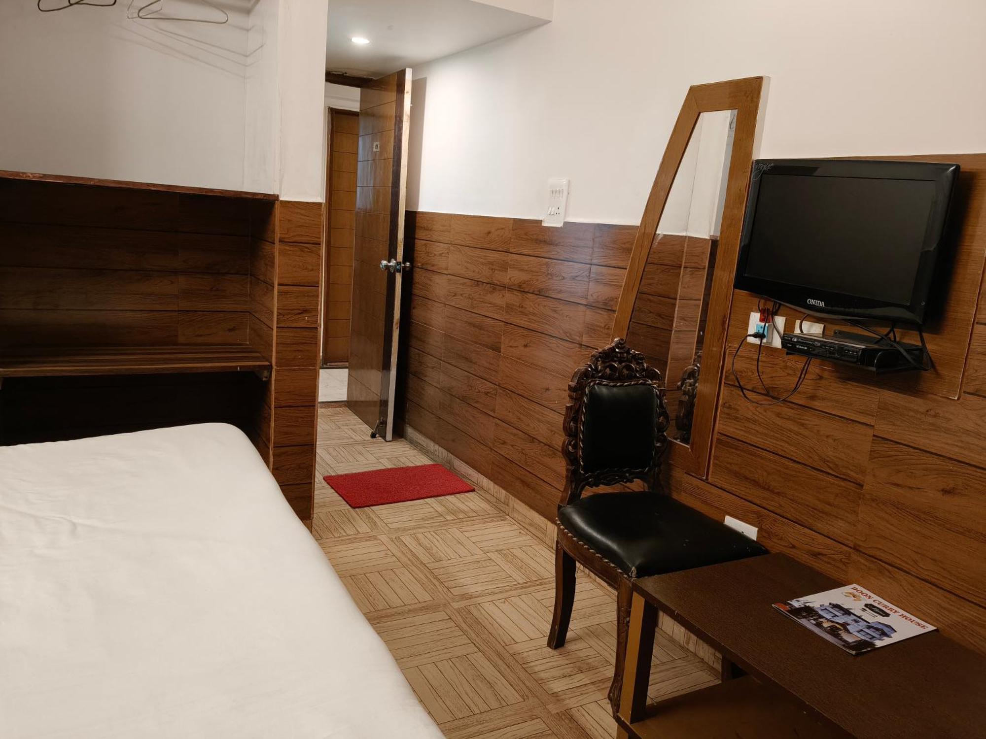 Hotel Kailash Residency 데라둔 외부 사진