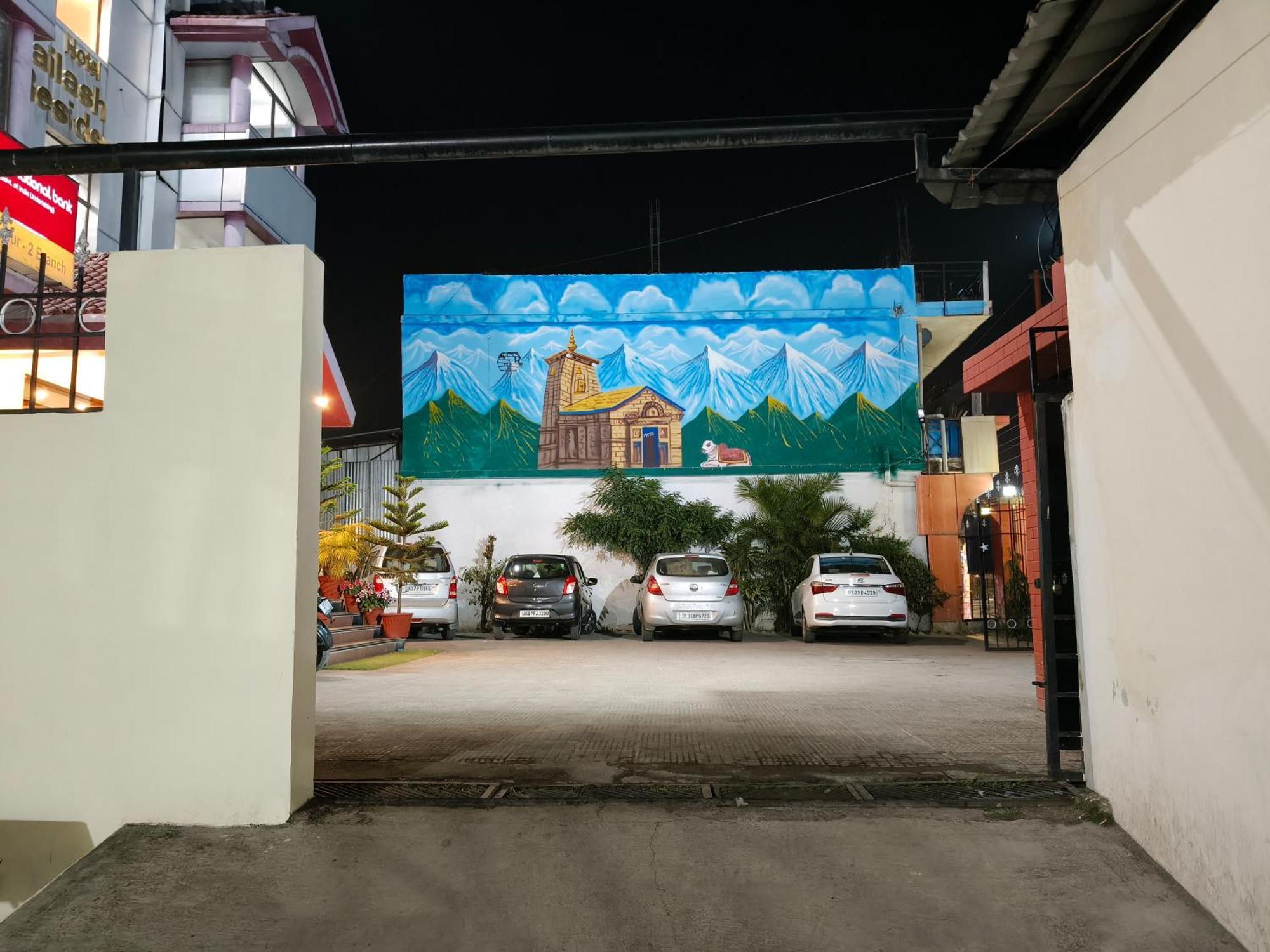 Hotel Kailash Residency 데라둔 외부 사진